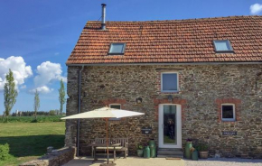Beautiful Home In Villiers-Fossard With Wifi